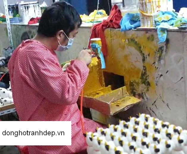 Xưởng sản xuất đồng hồ tranh đẹp Dyvina donghotranhdep.vn nhà sản xuất và phân phối đồng hồ tranh, đồng hồ tranh đẹp , tranh đồng hồ, tranh đồng hồ treo tường uy tín, chất lượng, phong phú về thể loại và đa dạng về mẩu mã.